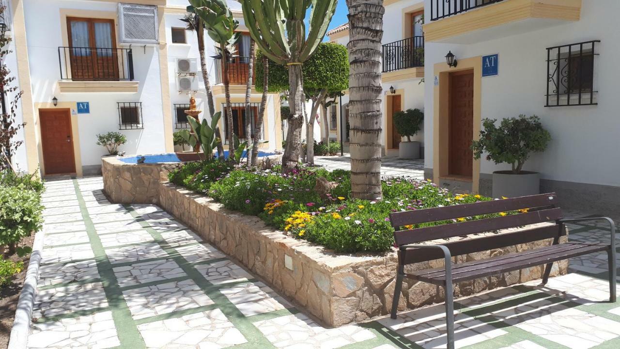 Primera Linea De Playa Marinas Appartamento